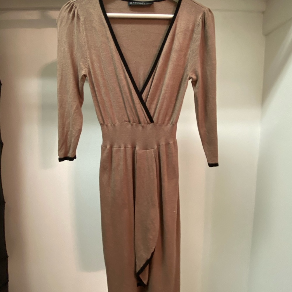 Dress - Picture 2 of 2